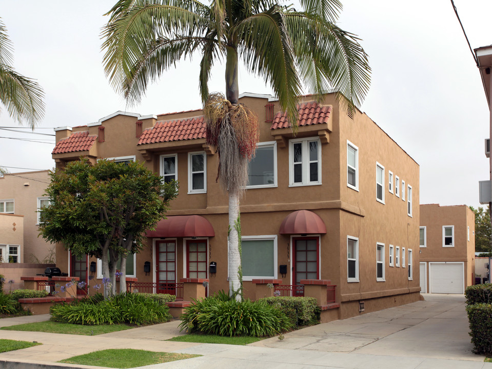 3929-3935 E 3rd St in Long Beach, CA - Building Photo