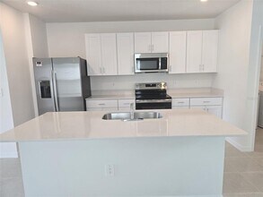 11458 Brae Wy in Dade City, FL - Building Photo - Building Photo