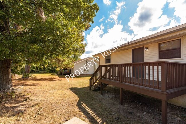 718 Salem Rd-Unit -B in Rossville, GA - Building Photo - Building Photo