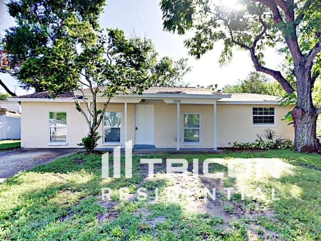 property at 1309 Fairwood Ave