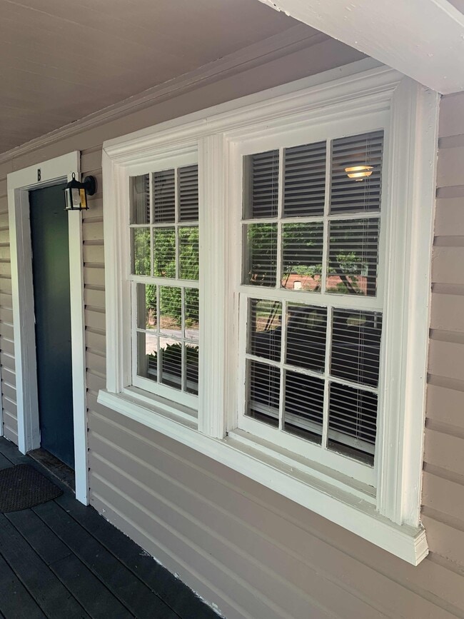 215 Hood St, Unit B in Dallas, GA - Building Photo - Building Photo