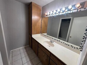 1509 N Grant Dr in Sherman, TX - Building Photo - Building Photo