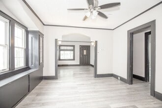 4649 Horton Rd in Garfield Heights, OH - Building Photo - Building Photo