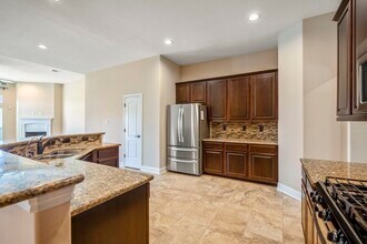13003 Northwood Glen Ln in Tomball, TX - Building Photo - Building Photo