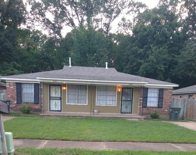 property at 4465 Sumners Wells Rd