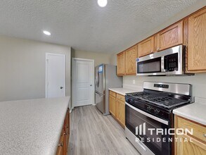 6407 Black Hawk Dr NE in Rio Rancho, NM - Building Photo - Building Photo