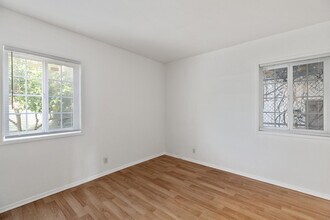 6237 Afton Pl, Unit 1/2 in Los Angeles, CA - Foto de edificio - Building Photo