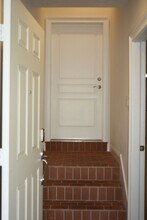 9705 Bay Grove Ln in Tampa, FL - Building Photo - Building Photo