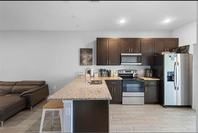 711 Bittern Way in Poinciana, FL - Building Photo - Building Photo