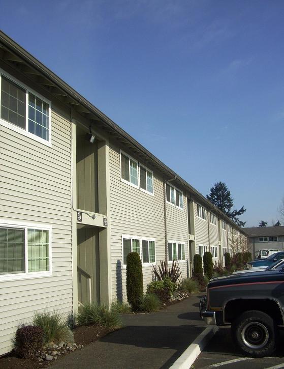 Olympic Sunset Apartments in Tacoma, WA - Building Photo - Building Photo