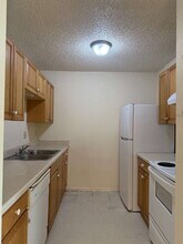 5219 Meadow Rise St in San Antonio, TX - Building Photo - Building Photo