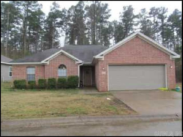 502 Wisteria Dr in Bauxite, AR - Building Photo