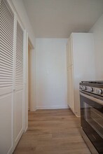 3356 W Imperial Hwy in Inglewood, CA - Building Photo - Building Photo