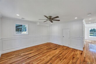177 Waverly Ave in Patchogue, NY - Building Photo - Building Photo