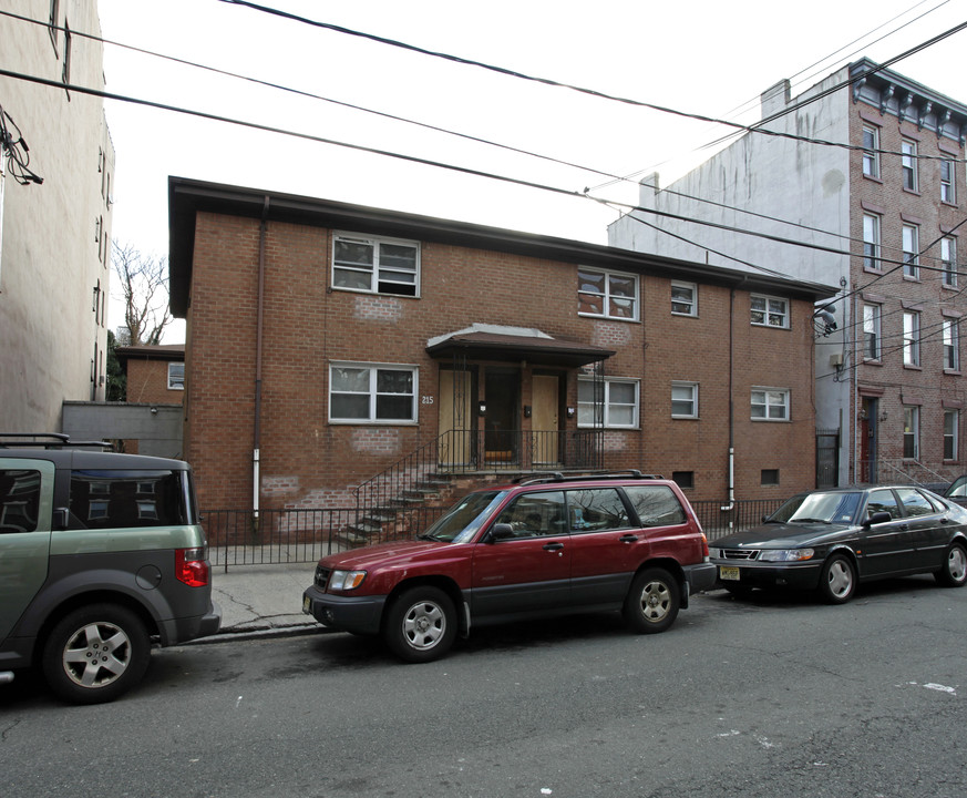 213-217 Park Ave in Hoboken, NJ - Foto de edificio