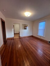 153 Dunning St, Unit 1 in Madison, WI - Foto de edificio - Building Photo