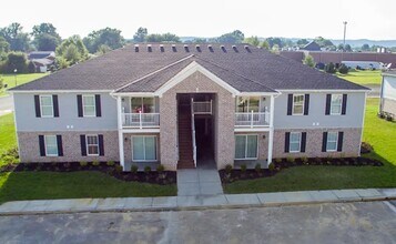 Moss Creek in Louisville, KY - Building Photo - Building Photo