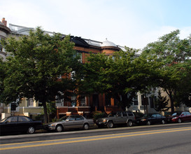 1834 Calvert St NW in Washington, DC - Building Photo - Building Photo