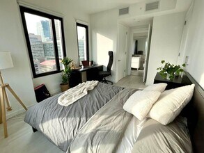 22 Chapel St-Unit -10C in Brooklyn, NY - Building Photo - Building Photo
