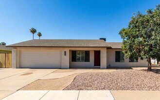 2958 S El Paradiso in Mesa, AZ - Building Photo
