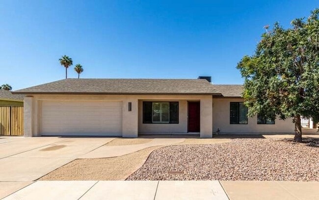 property at 2958 S El Paradiso