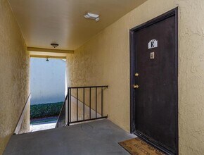 908 Lake Destiny Rd in Altamonte Springs, FL - Building Photo - Building Photo