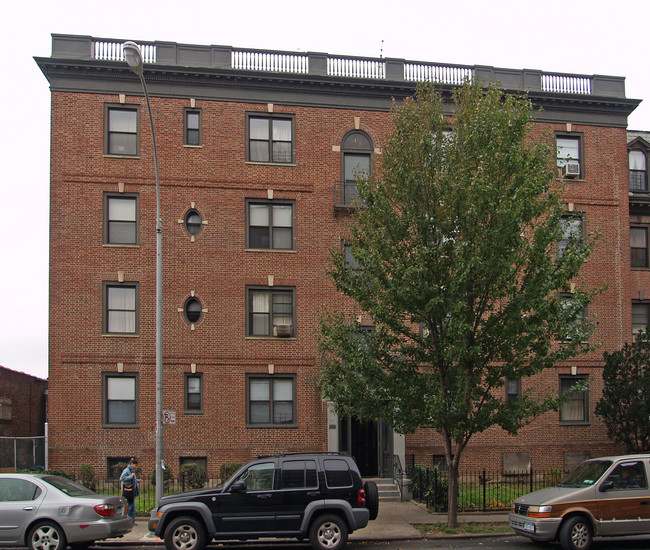 37-58 86th St in Flushing, NY - Building Photo - Building Photo