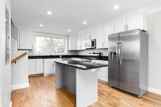 Third and Central Place in Dover, NH - Foto de edificio - Interior Photo