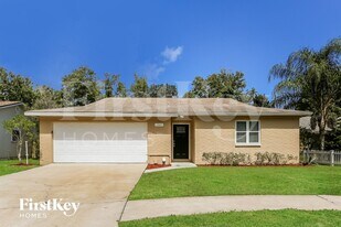 1047 Cove Landing Dr in Jacksonville, FL - Building Photo