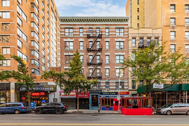 104 W 96th St in New York, NY - Building Photo - Building Photo