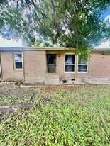 2709 Milo St in Corpus Christi, TX - Building Photo