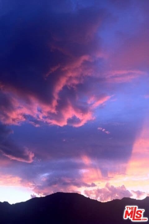 17230 Avenida de la Herradura in Los Angeles, CA - Building Photo - Building Photo