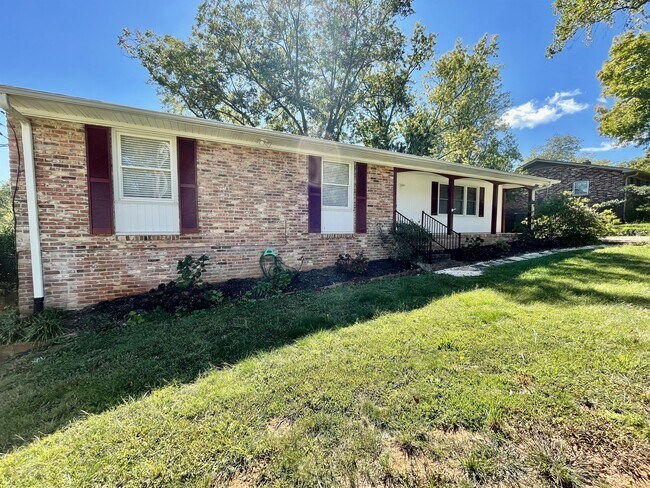 16 State Rd S-23-429 in Greenville, SC - Building Photo - Building Photo