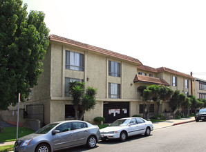 Casa Alegre Apartments in Hawthorne, CA - Building Photo - Building Photo