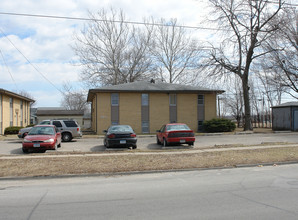 Embassy Apartments in Des Moines, IA - Building Photo - Building Photo