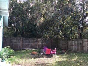 1019 NW 6th Pl in Gainesville, FL - Building Photo - Building Photo