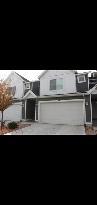 447 S Pegasus Way in Saratoga Springs, UT - Building Photo