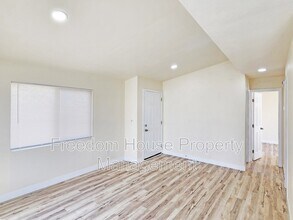 7701 S Arabian Way in Pahrump, NV - Building Photo - Building Photo