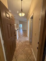 6019 Scotchwood Gln, Unit 202 in Orlando, FL - Building Photo