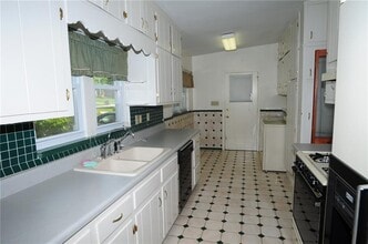 1632 Anita Pl NE in Atlanta, GA - Building Photo - Building Photo