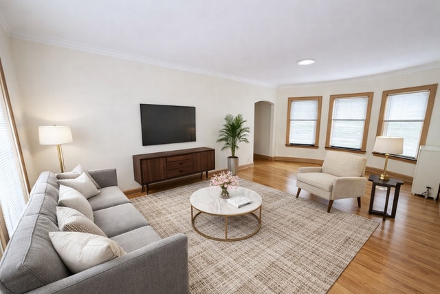 6436 N Hamilton Ave, Unit 2C in Chicago, IL - Foto de edificio - Building Photo