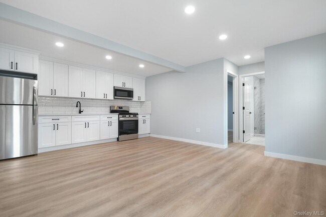 53 Radford St in Yonkers, NY - Building Photo - Building Photo