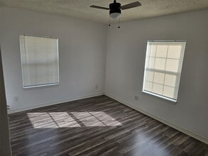 3619 Washington St in Pasadena, TX - Building Photo - Building Photo