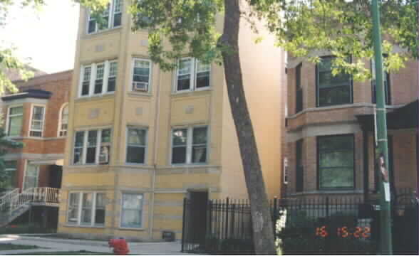 2520 N Sawyer Ave in Chicago, IL - Building Photo