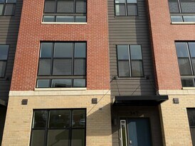 347 Summit Cir in Lombard, IL - Building Photo