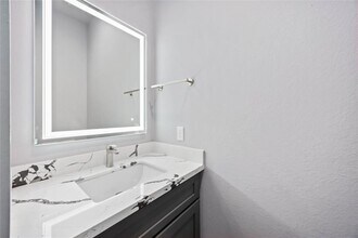 6710 Letcher St in Houston, TX - Building Photo - Building Photo