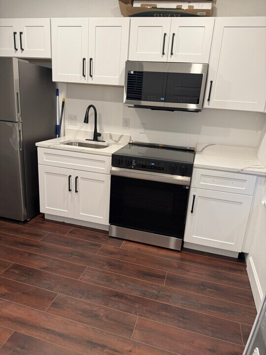 3527 18th Ave S in St. Petersburg, FL - Building Photo