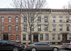 16-52 Putnam Ave Apartments