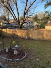 608 Jackson St in Paris, TN - Foto de edificio - Building Photo