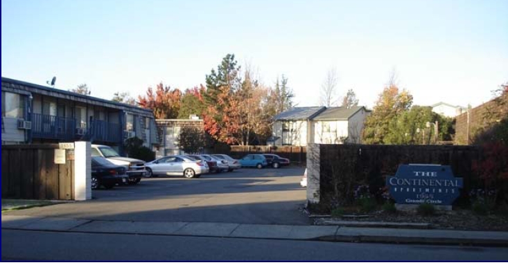 Continental Apartments in Fairfield, CA - Building Photo